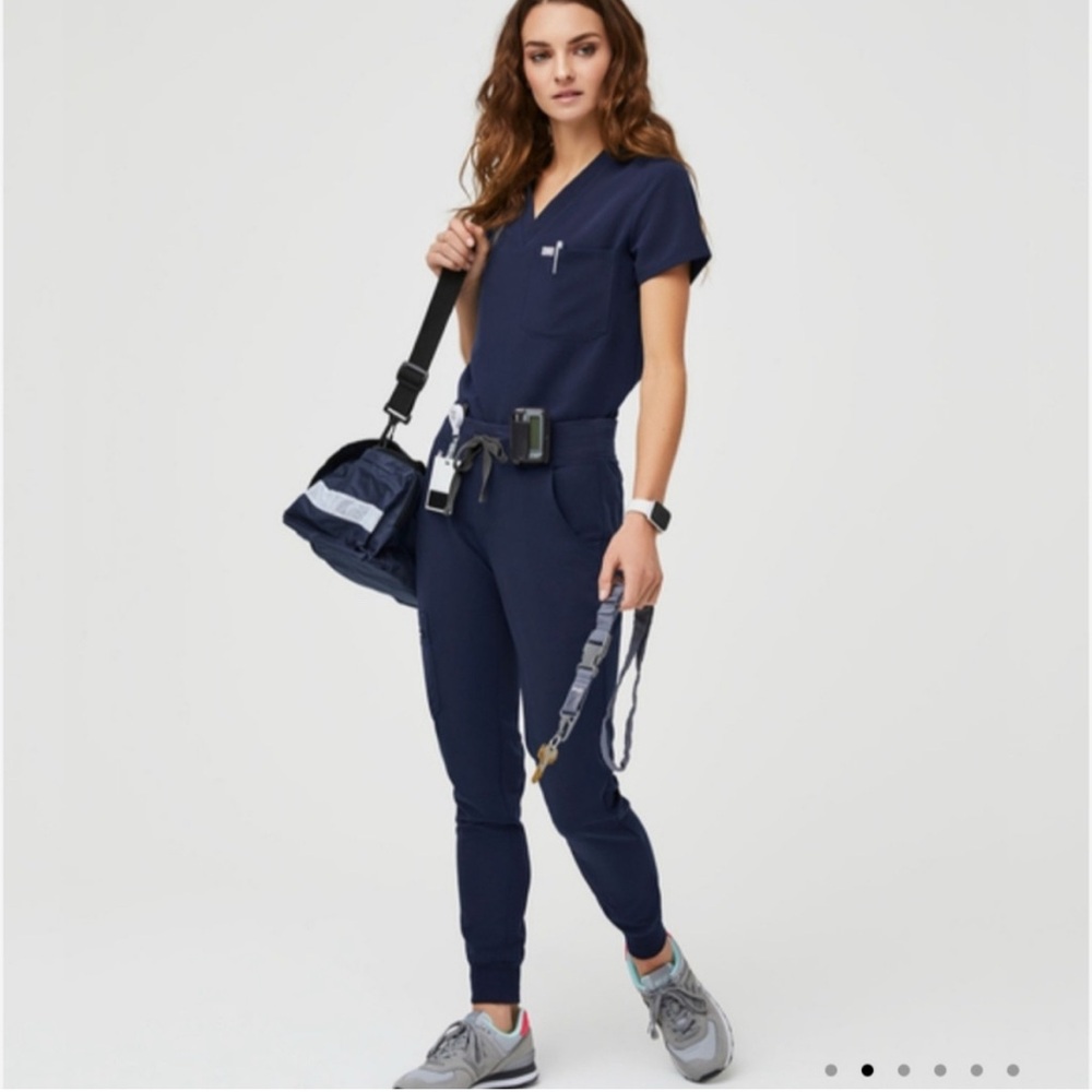 Figs Women's Navy Jogger Pants
